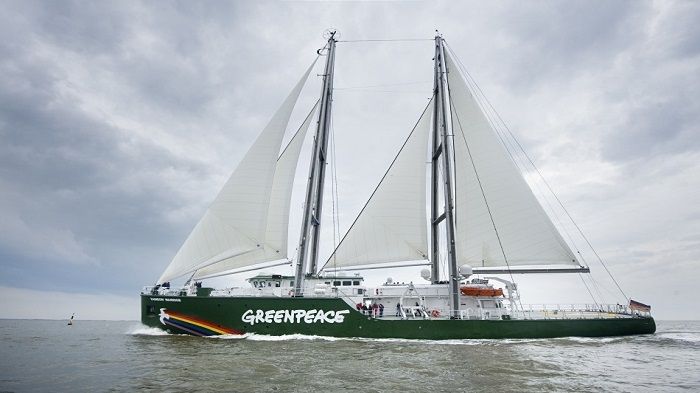 Το Rainbow Warrior της Greenpeace στη Ρόδο!